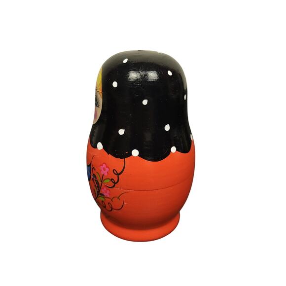 Wooden Russian Nesting Dolls Set of 5 Hand Painted Matryoshka Dolls - Picture 9 of 16